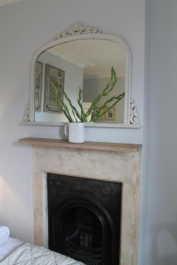 Roundhill Farmhouse Kelston Extérieur photo