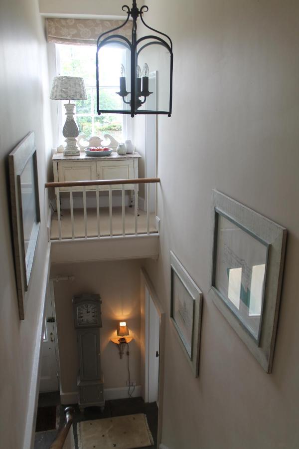 Roundhill Farmhouse Kelston Extérieur photo