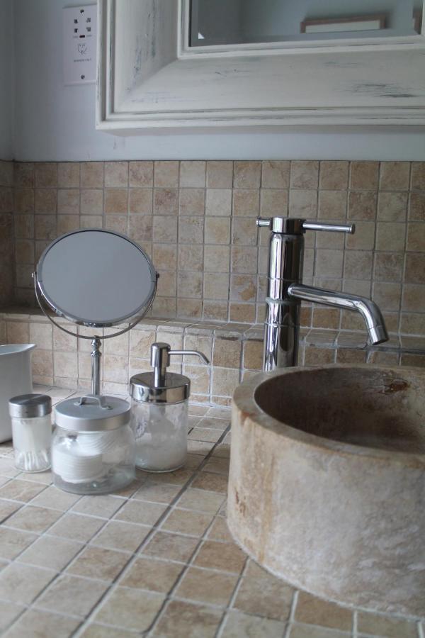 Roundhill Farmhouse Kelston Extérieur photo