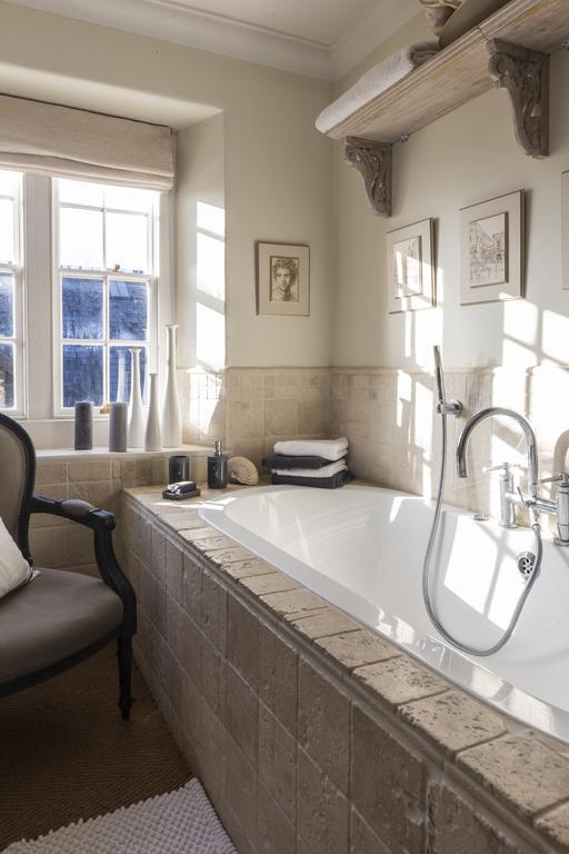 Roundhill Farmhouse Kelston Chambre photo