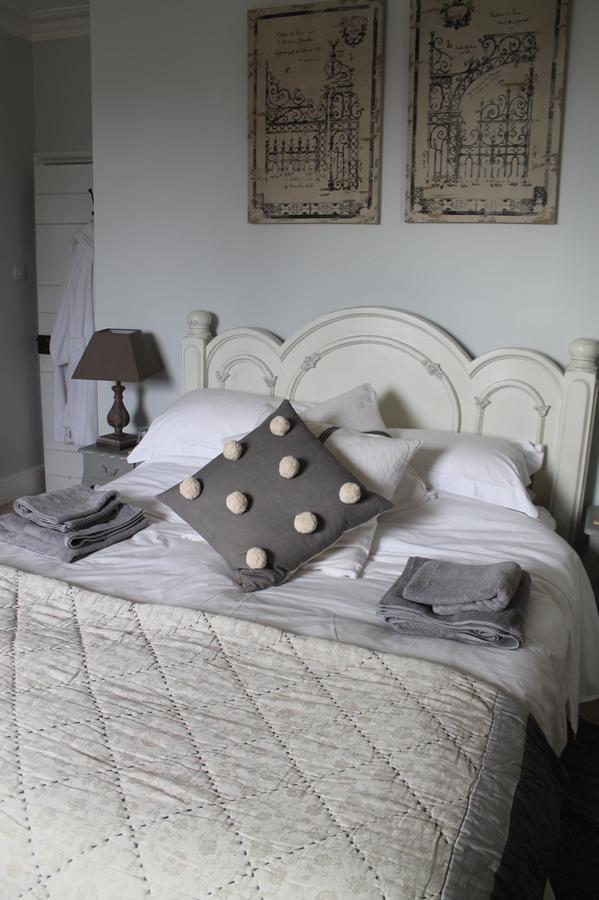 Roundhill Farmhouse Kelston Extérieur photo